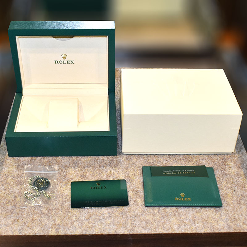 ROLEX Submariner　サブマリーナ 箱付き付属品セット ロレックスの箱や付属品を歴代から最新まで一挙紹介！ | GINZA