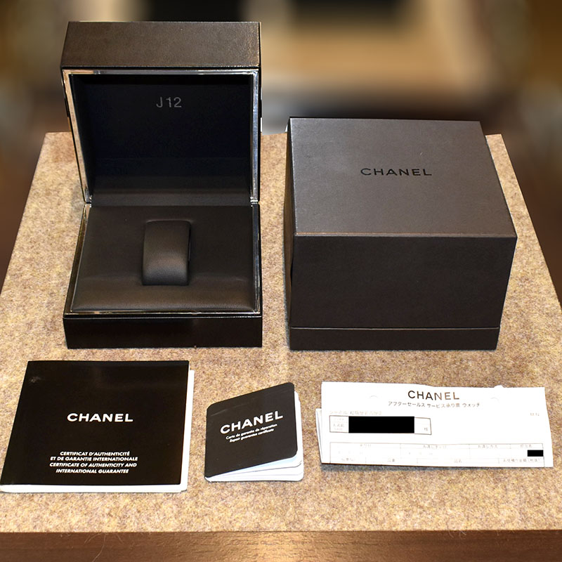 シャネル CHANEL J12 クロノグラフ ベゼルダイヤ H1009 中古