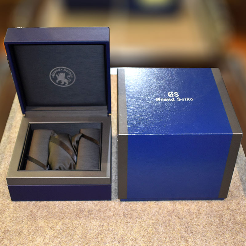 ギター好き ・　グランドセイコー　稼働品　文字盤劣化あり used-12272b.jpg