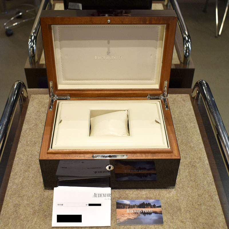 オーデマ・ピゲ AUDEMARS PIGUET ロイヤルオーク オフショア クロノ