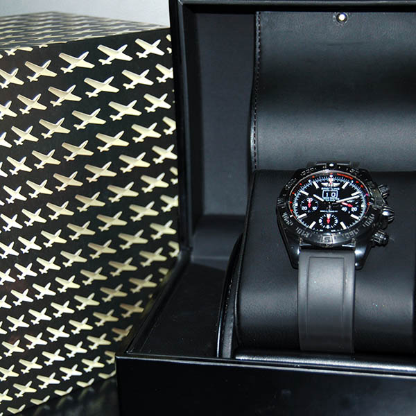 ブライトリング BREITLING ブラックバード ブラックスティール