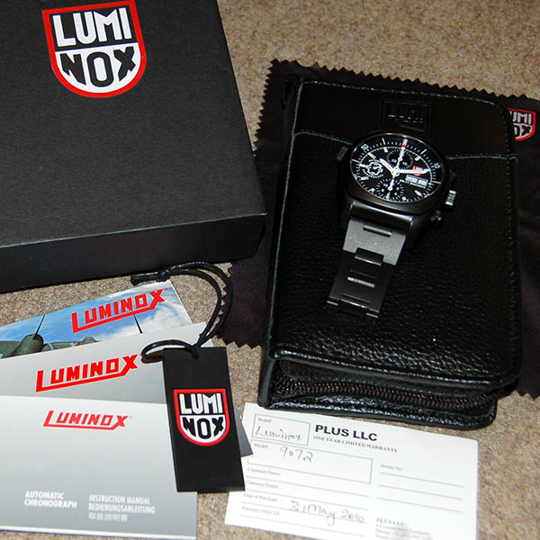 ルミノックス LUMINOX SR-71 ブラックバード 9000シリーズ 9070 ルミノックス LUMINOX SR-71 ブラックバード 9000シリーズ 9070