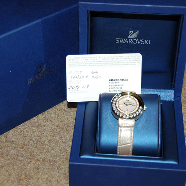 SWAROVSKI スワロフスキー/ラブリークリスタル　ホワイトシェル/SS/クォーツ/1160307/ABランク/01【中古】 SWAROVSKI - SWAROVSKI スワロフスキー/ラブリークリスタル ホワイト