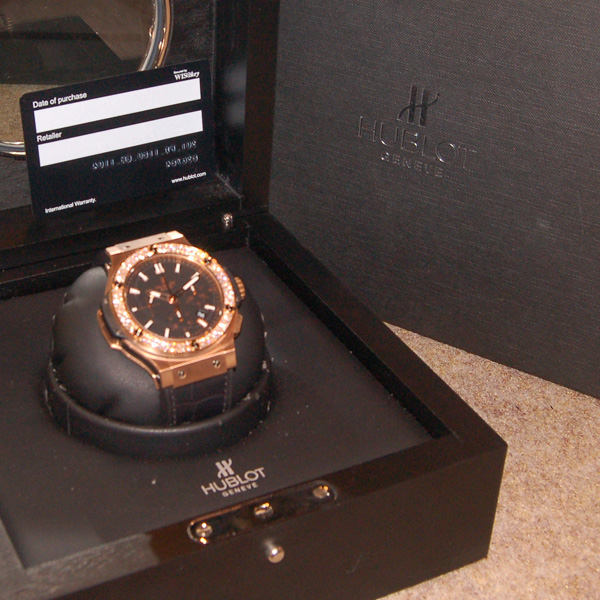 ウブロ HUBLOT ビッグバンエボリューション ベゼルダイヤ レッド