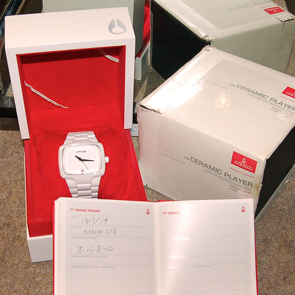 ニクソン　Nixon セラミックプレイヤー 腕時計　自動巻き　ルビー 希少 ニクソン Nixon セラミックプレイヤー 腕時計 自動巻き ルビー