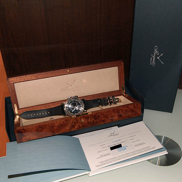 ⭐︎未使用品　ブレゲマリーンロイヤル　BREGUET ホワイトラバーベルト ⭐︎ ⭐︎未使用品 ブレゲマリーンロイヤル BREGUET ホワイトラバー