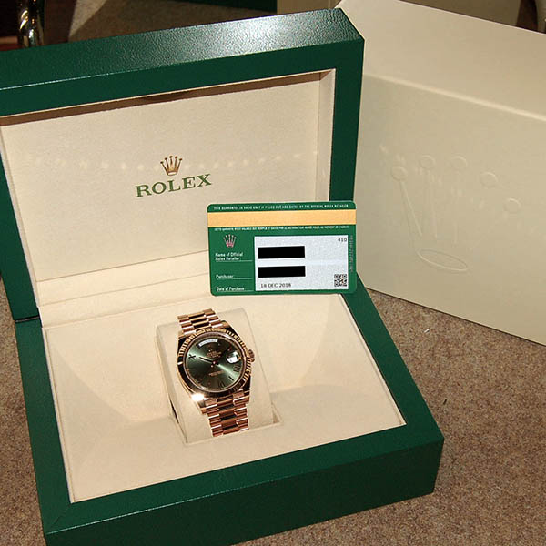 ロレックス　ROLEX　デイデイト40　228235　オリーブグリーン　エバーローズゴールド　国内正規　未使用品