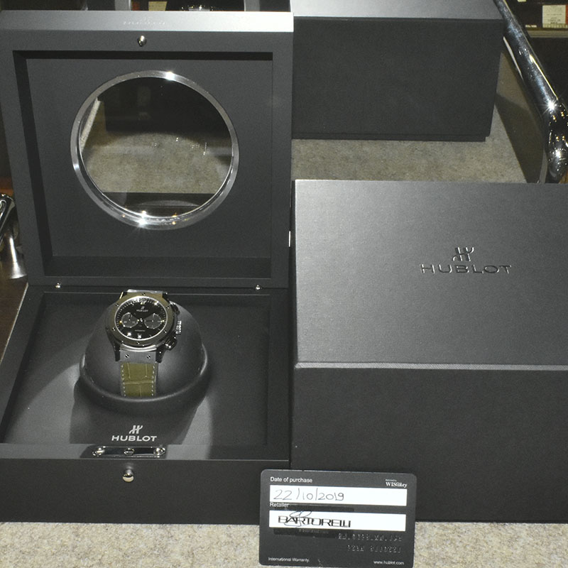 ウブロ HUBLOT クラシックフュージョン クロノグラフ チタニウム 541