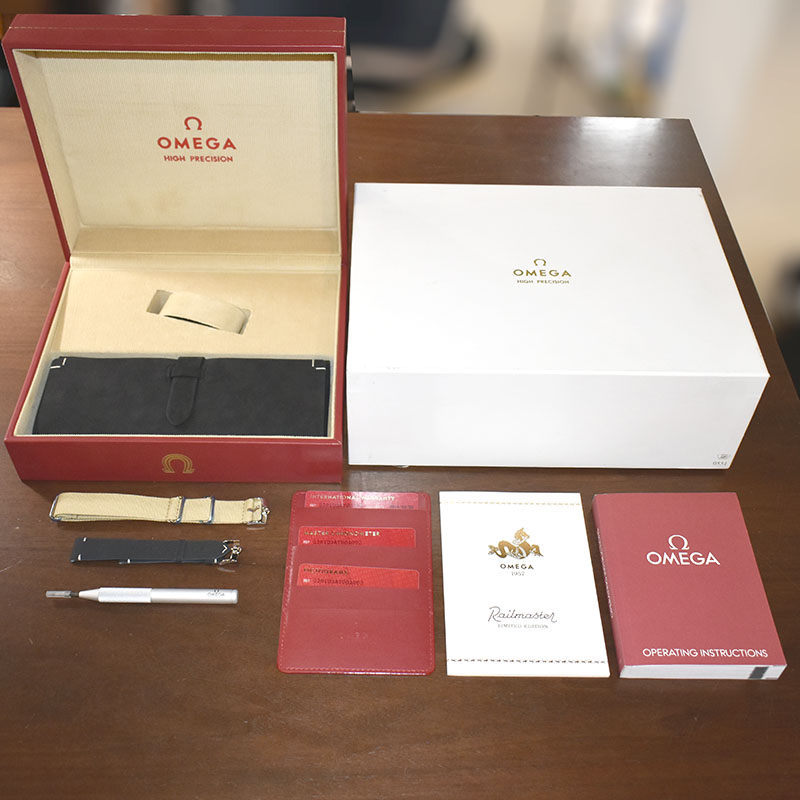 オメガ OMEGA レイルマスター マスタークロノメーター 1957 トリロジー